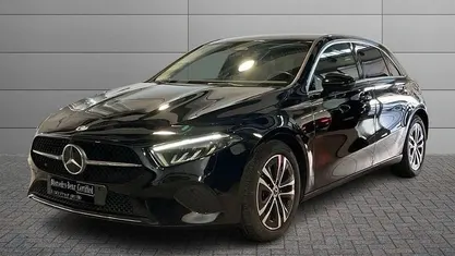 Usata Mercedes A180 Advanced 116 CV (85 kW) 2024 Nero Utilitaria
