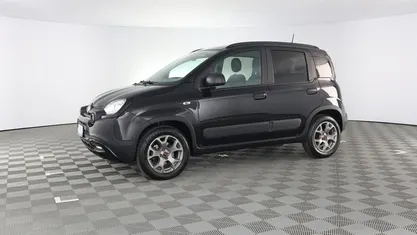 Usata Fiat Panda Cross Cross 69 CV (50 kW) 2022 Nero cinema Utilitaria