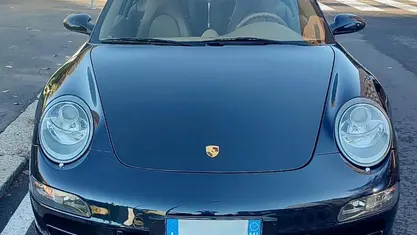 Usata Porsche 911 Carrera S 355 CV (261 kW) 2005 Midnight blue metallic Coupé