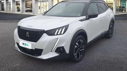 Bianco Usata 2022 Peugeot 2008 GT SUV | 19.900 € (Buon prezzo)