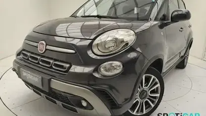 Käytetty Fiat 500L Cross 95 HP (69 kW) 2019 Harmaa Tila-auto