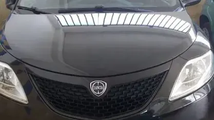 Usata Lancia Ypsilon Silver 69 CV (50 kW) 2017 Grigio Utilitaria