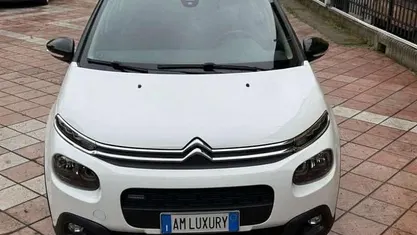 Bianco Usata 2017 Citroën C3 PureTech Tre volumi | 7999 € (Ottimo prezzo)