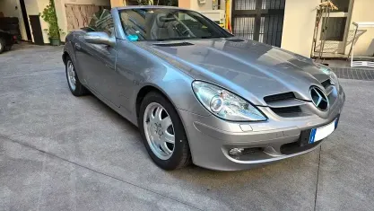 Usata Mercedes SLK200 163 CV (119 kW) 2004 Grigio Cabrio