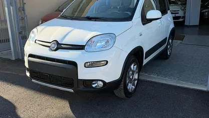 Usata Fiat Panda 4x4 75 CV (55 kW) 2015 Bianco Utilitaria