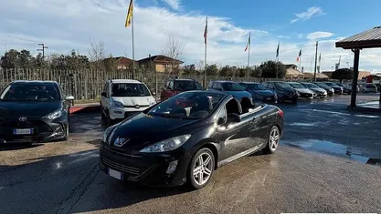 Usata Peugeot 308 CC 140 CV (102 kW) 2009 Cabrio