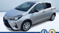 Argento metallizzato Usata 2019 Toyota Yaris Lounge Due volumi | 11.400 € (Buon prezzo)