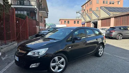 Usata Opel Astra 110 CV (80 kW) 2013 Station wagon