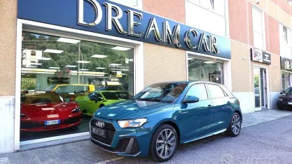 Usata Audi A1 S-Line 150 CV (110 kW) 2019 Verde pastello SUV