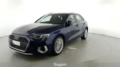 Blu navarra met Usata 2021 Audi A3 Advanced | 23.800 € (Buon prezzo)