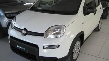 Usata 2024 Fiat Panda S Due volumi | 13.500 € (Buon prezzo)