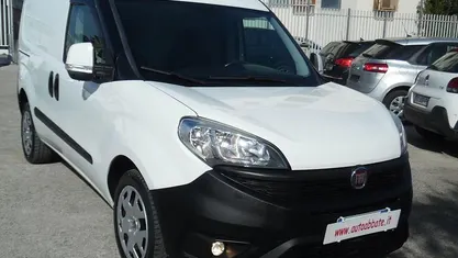 Usata Fiat Doblò 120 CV (88 kW) 2016 Monovolume