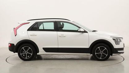 Second-hand Kia Niro 141 CP (103 kW) 2023 SUV