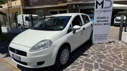 Usata Fiat Grande Punto 69 CV (50 kW) 2013 Bianco Utilitaria