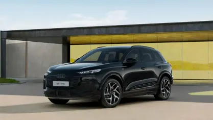 Nuova Audi Q6 e-tron Design 2026 Nero mito metallizzato SUV