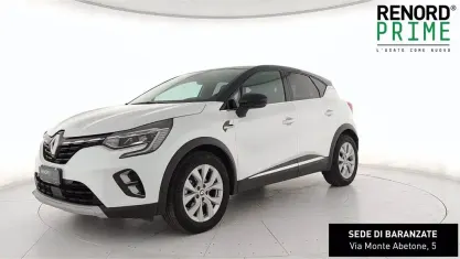 Usata Renault Captur Intens 143 CV (105 kW) 2022 Bianco SUV
