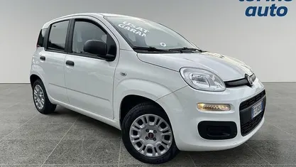 Usata Fiat Panda Easy 69 CV (50 kW) 2019 Bianco Berlina