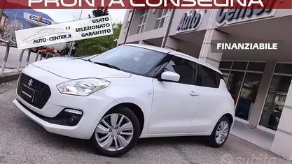 Usata Suzuki Swift 90 CV (66 kW) 2020 Bianco Utilitaria