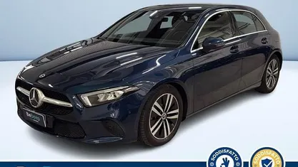 Blu metallizzato Usata 2022 Mercedes A180 Tre volumi | 23.300 € (Ottimo prezzo)