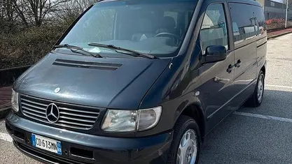 Usata Mercedes V220 122 CV (89 kW) 2003 Monovolume