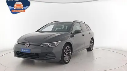 Dolphin grey metallizzato Usata 2022 VW Golf VIII Life Station wagon | 20.000 € (Buon prezzo)