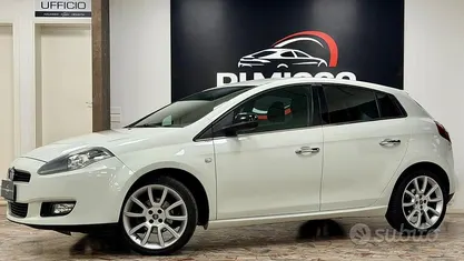 Usata Fiat Bravo Easy 105 CV (77 kW) 2013 Utilitaria