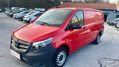 Usata Mercedes Vito 114 CV (83 kW) 2017 Rosso Furgone