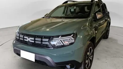 Begagnad Dacia Duster Journey 101 HK (74 kW) 2023 Grön SUV