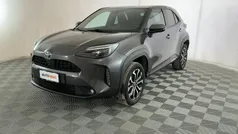 Usata 2022 Toyota Yaris Hybrid Trend | 23.499 € (Buon prezzo)