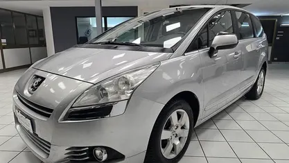 Usata Peugeot 5008 Premium 112 CV (82 kW) 2010 Monovolume