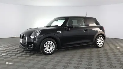 Usata Mini ONE 75 CV (55 kW) 2020 Nero / metallizzato Utilitaria