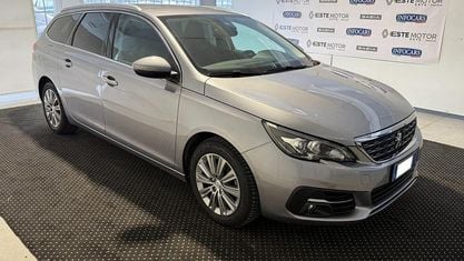 Occasion Peugeot 308 SW Allure 131 ch (96 kW) 2021 Gris Break