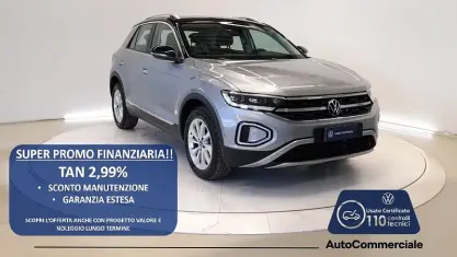 Usata VW T-Roc Style 116 CV (85 kW) 2025 Argento SUV