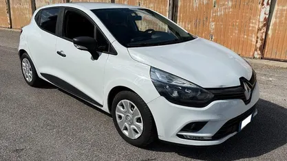 Usata Renault Clio IV 75 CV (55 kW) 2018 Bianco pastello Furgone