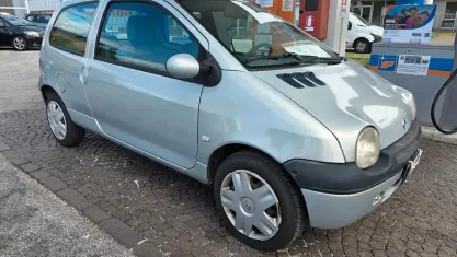 Usata Renault Twingo SE 58 CV (42 kW) 2004 Grigio Utilitaria