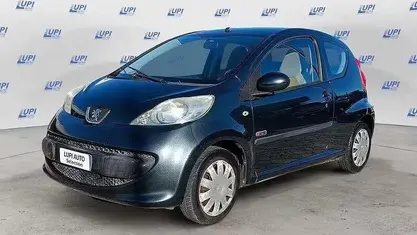 Usata Peugeot 107 Urban Move 68 CV (50 kW) 2008 Utilitaria