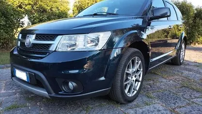 Blu Usata 2014 Fiat Freemont Lounge SUV | 7999 € (Buon prezzo)