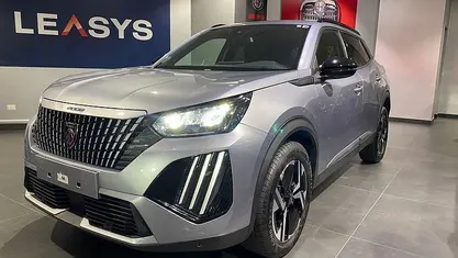 Giallo Usata 2024 Peugeot 2008 Allure SUV | 18.900 € (Buon prezzo)