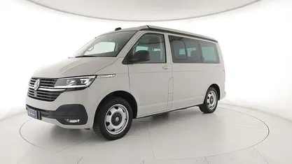 Usata VW Multivan Beach 150 CV (110 kW) 2024 Ascot grey Furgone