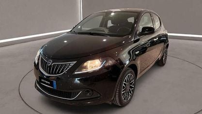 Usata Lancia Ypsilon S 69 CV (50 kW) 2024 Nero Utilitaria