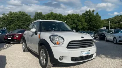 Usata Mini Cooper D Countryman 111 CV (81 kW) 2012 Bianco SUV