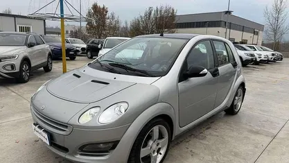 Argento Usata 2005 Smart ForFour Passion Due volumi | 1900 € (Ottimo prezzo)
