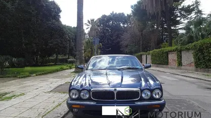 Usata Jaguar XJ 237 CV (174 kW) 1999 Berlina