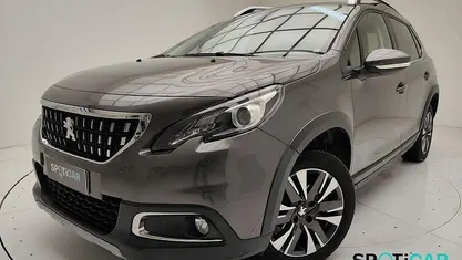 Usata Peugeot 2008 Allure 82 CV (60 kW) 2018 Grigio SUV