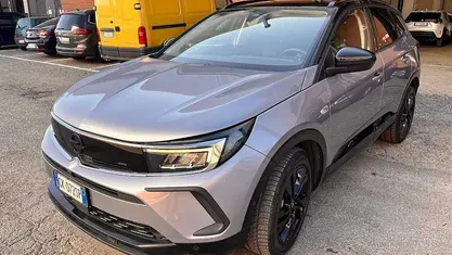 Usata Opel Grandland X Business Elegance 131 CV (96 kW) 2022 Bianco SUV