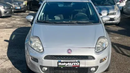 Usata Fiat Punto 77 CV (56 kW) 2016 Argento Utilitaria