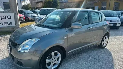 Usata Suzuki Swift GL 92 CV (67 kW) 2006 Grigio Utilitaria