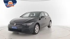 Usata 2021 VW Golf VIII Life Tre volumi | 18.300 € (Super prezzo)