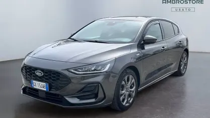Begagnad Ford Focus ST-Line 125 HK (91 kW) 2022 Grå Sedan