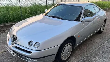 Usata Alfa Romeo GTV 144 CV (105 kW) 2000 Coupé
